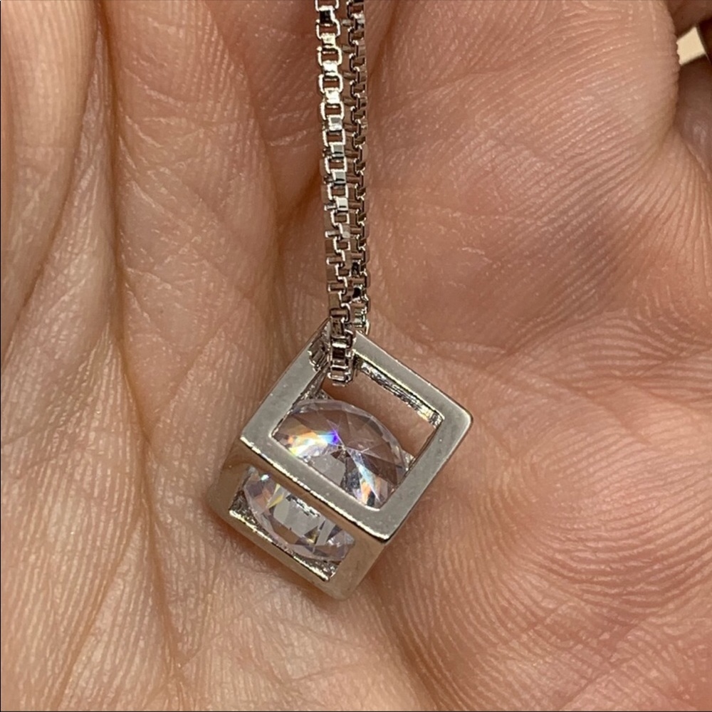 ๐ Sterling Silver 925 CZ Necklace - Picture 2 of 2